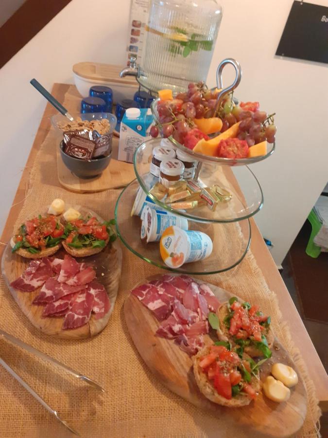 Borgo Fontana B&B Bari Rum bild
